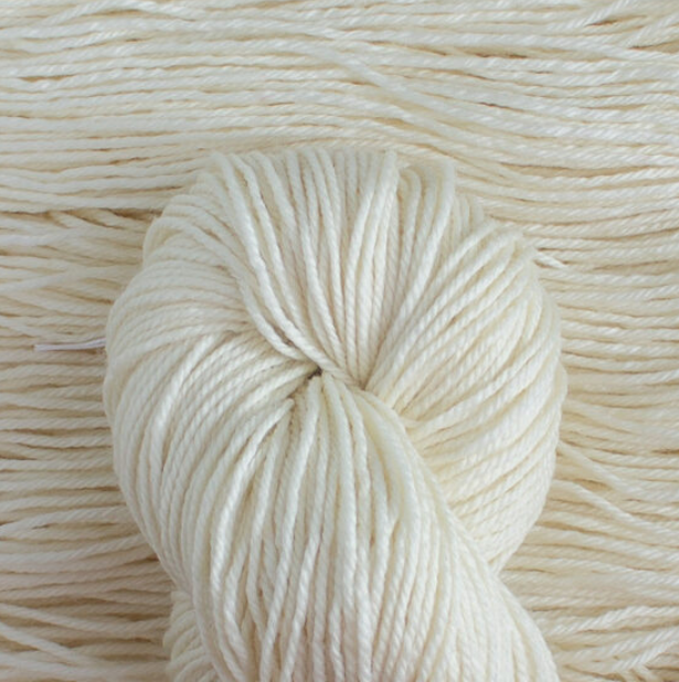 Natural Gem - Undyed Superwash Wool