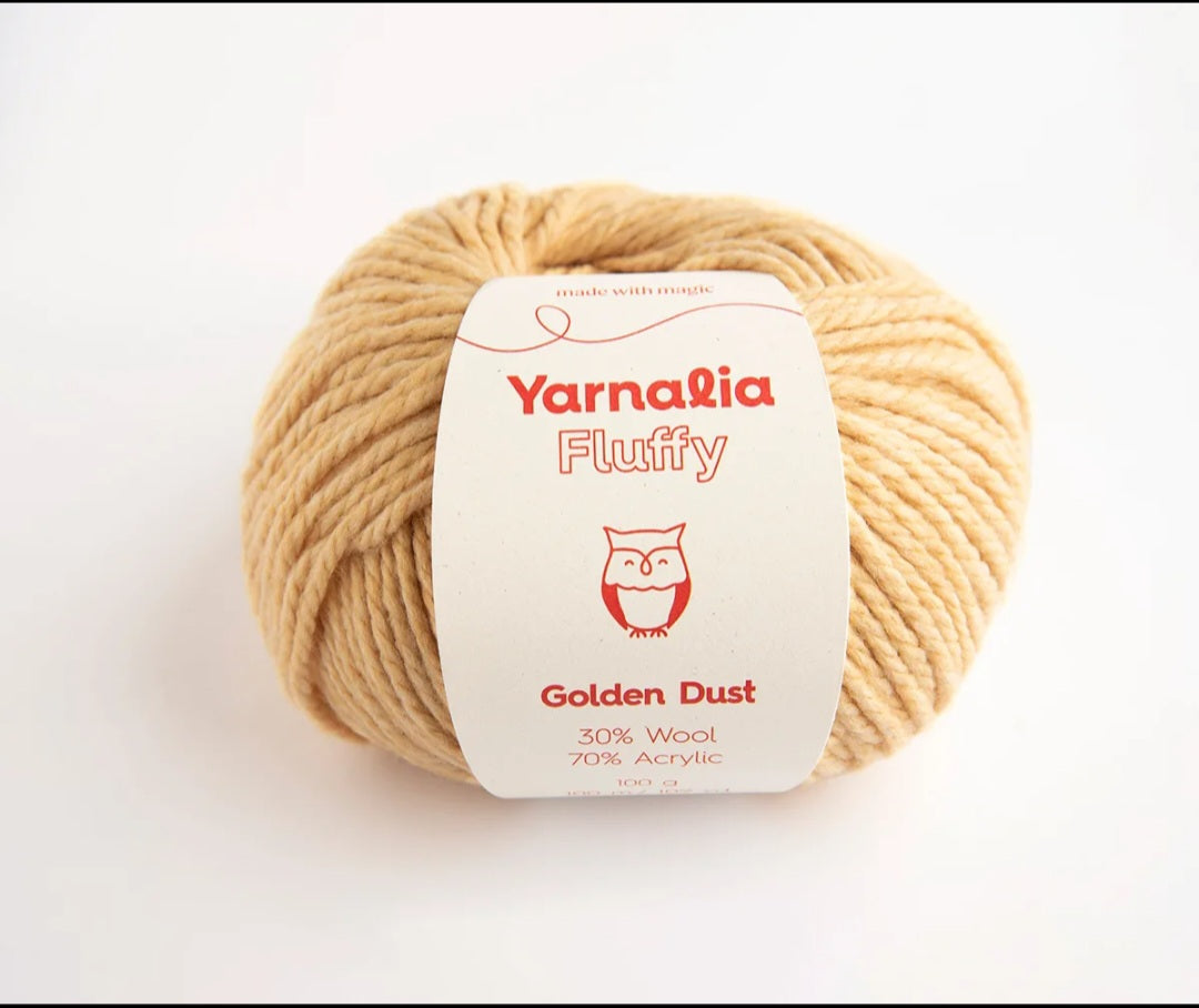 Yarnalia Fluffy Chunky Merino Blend Yarn
