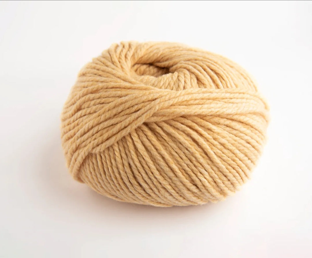 Yarnalia Fluffy Chunky Merino Blend Yarn