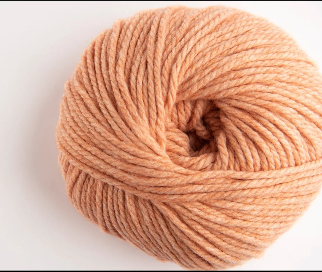 Yarnalia Fluffy Chunky Merino Blend Yarn