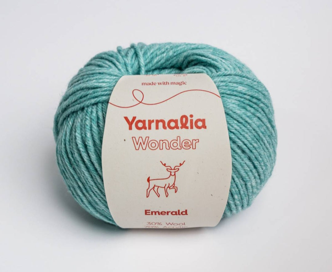 Yarnalia Wonder DK-Weight Merino Blend Yarn