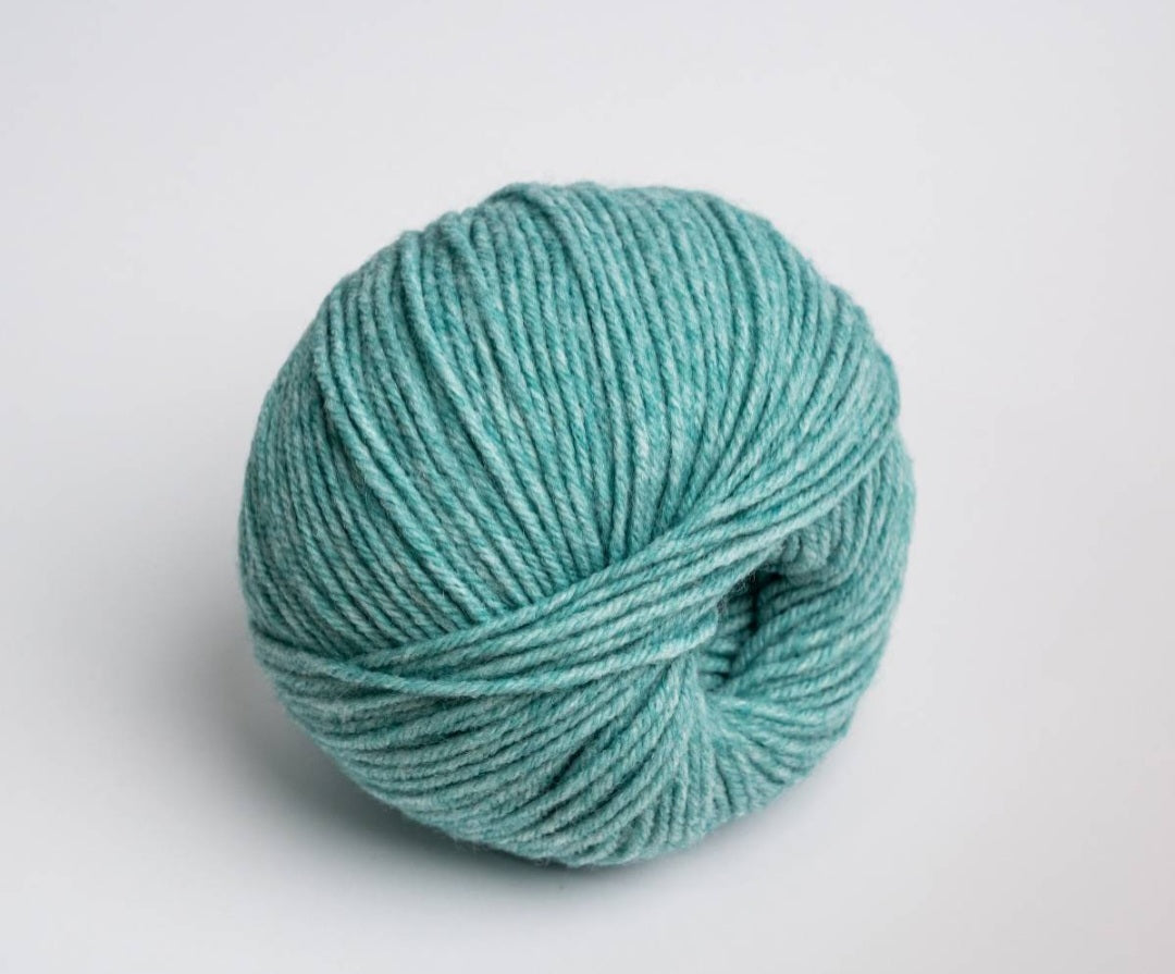 Yarnalia Wonder DK-Weight Merino Blend Yarn