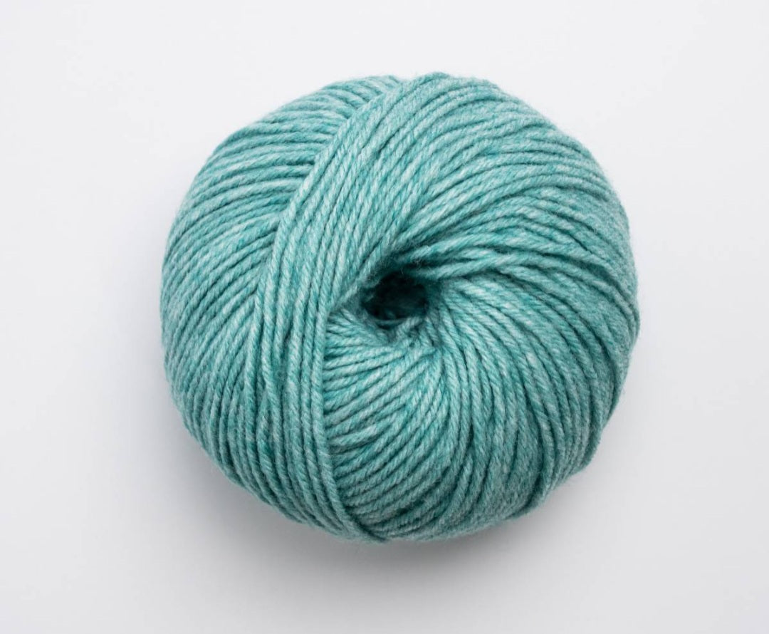 Yarnalia Wonder DK-Weight Merino Blend Yarn