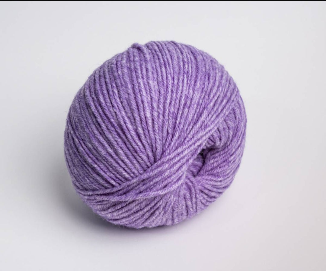 Yarnalia Wonder DK-Weight Merino Blend Yarn