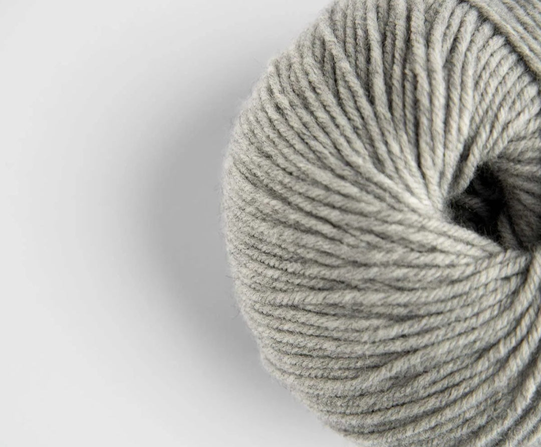 Yarnalia Wonder DK-Weight Merino Blend Yarn