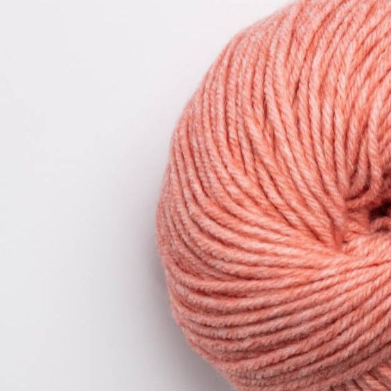 Yarnalia Wonder DK-Weight Merino Blend Yarn