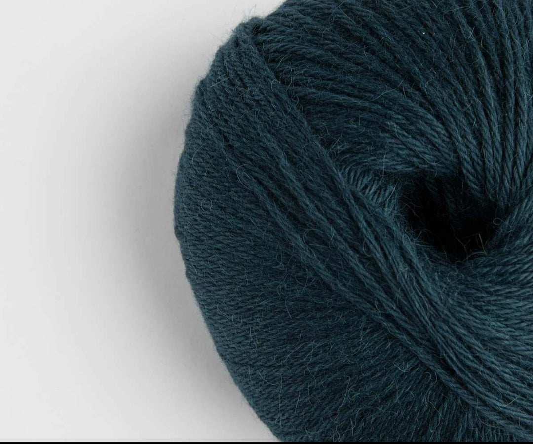 Yarnalia Cozy Worsted Weight Alpaca