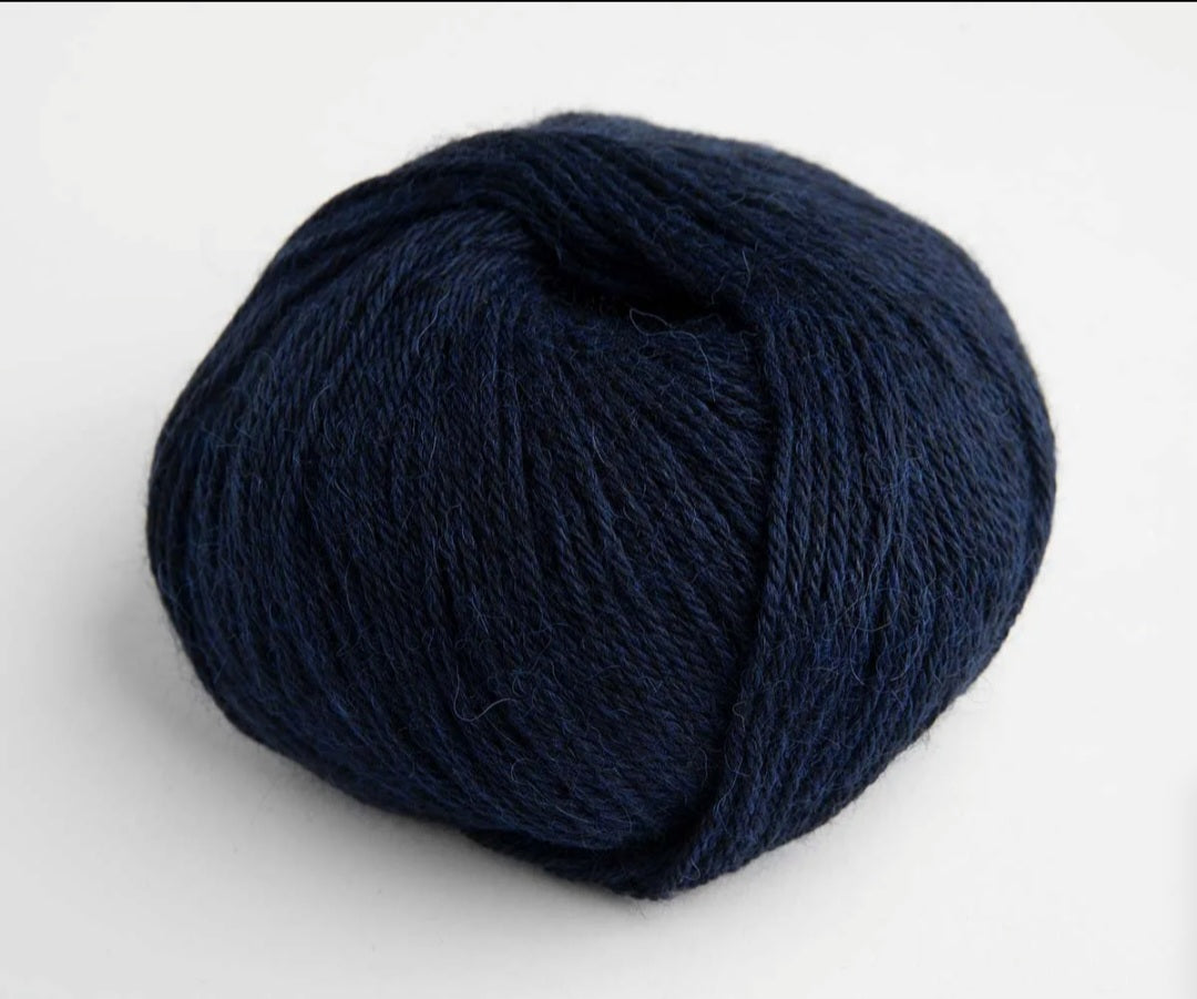 Yarnalia Cozy Worsted Weight Alpaca