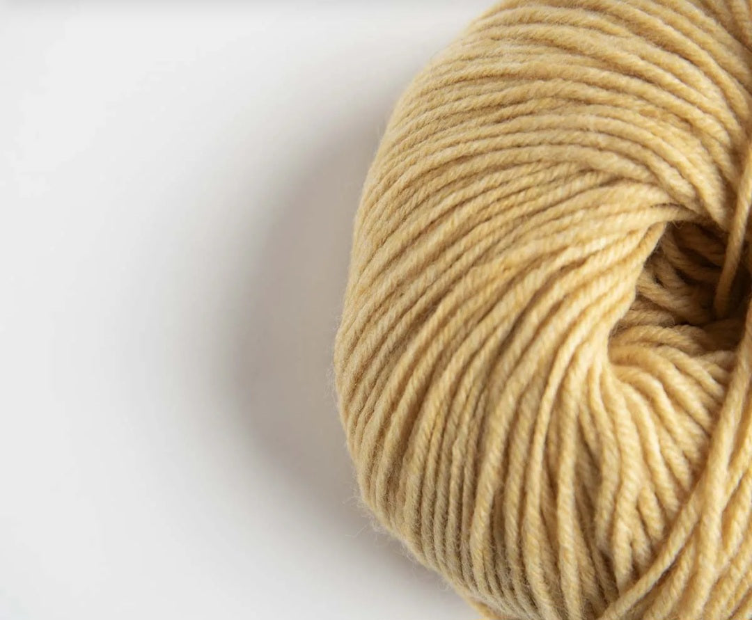 Yarnalia Wonder DK-Weight Merino Blend Yarn