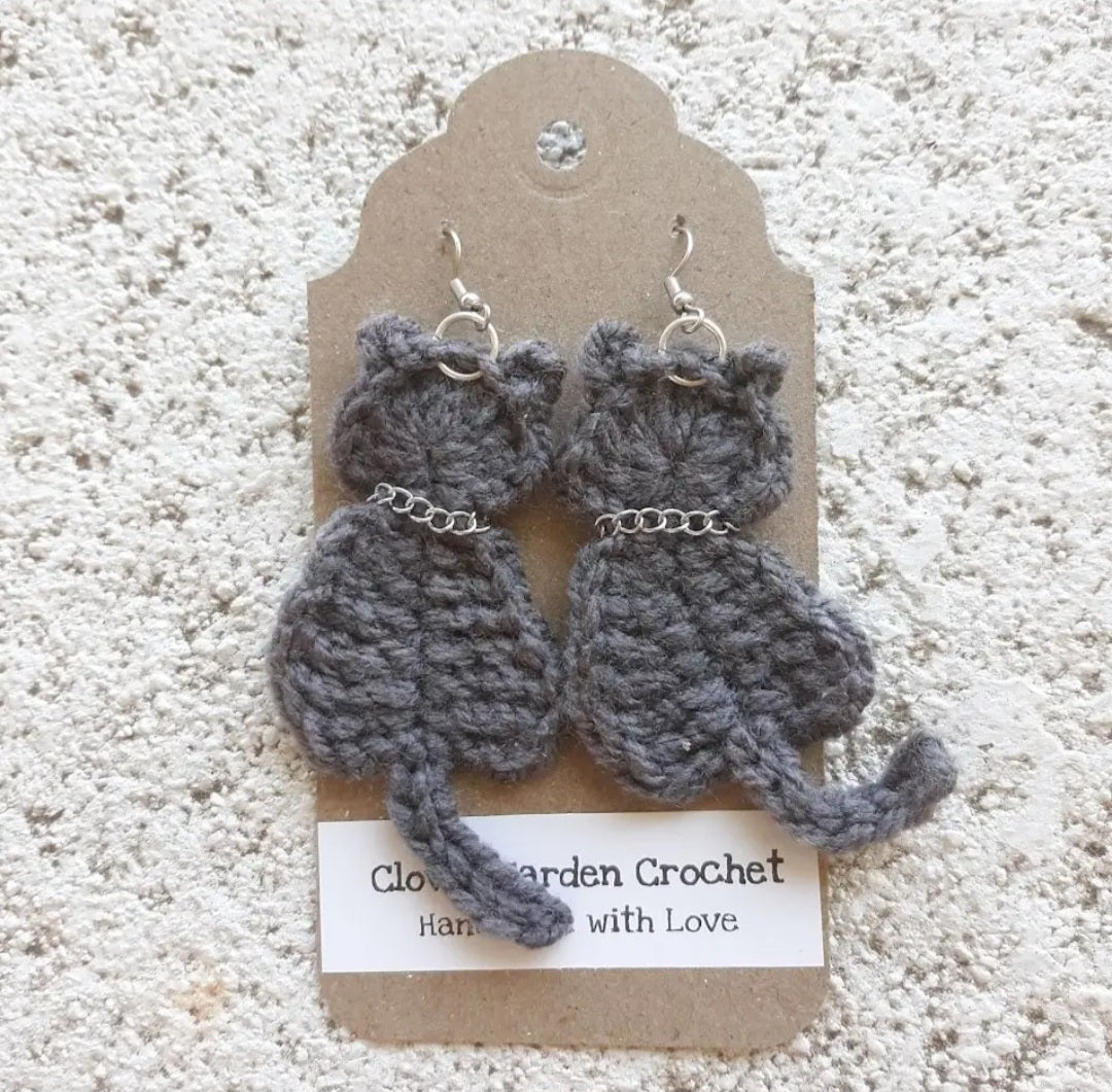 Crochet Cat Drop Earrings