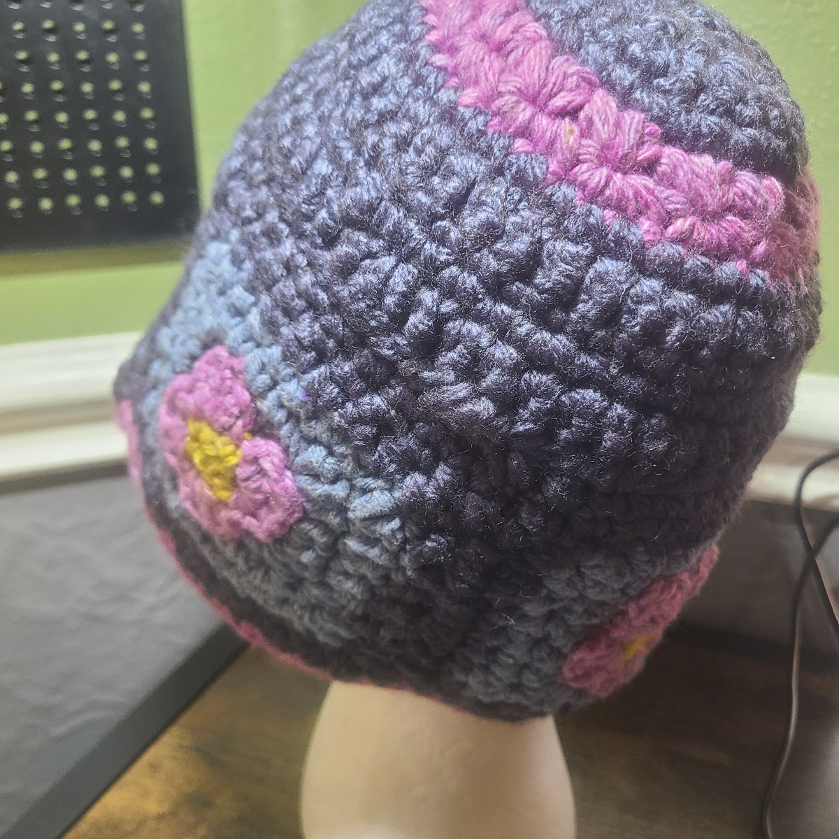 Granny Square Cloche Hat | Acrylic Blend