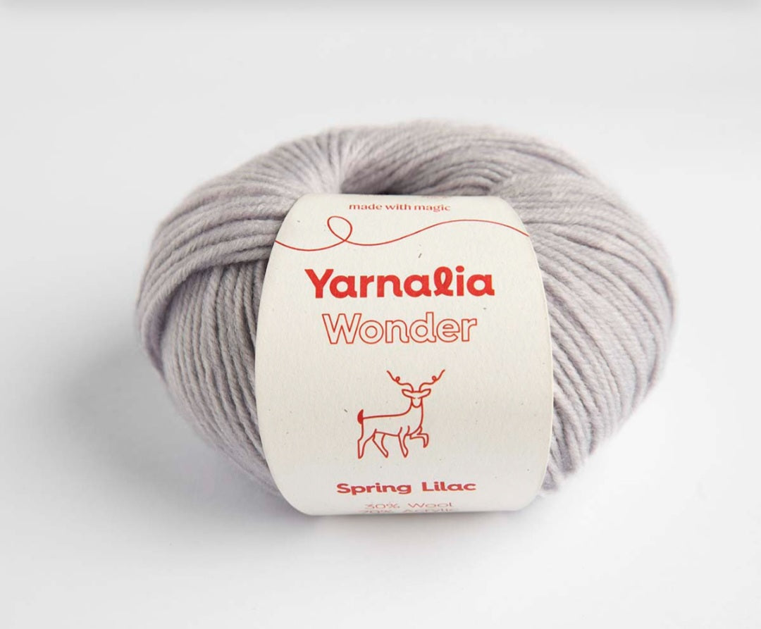 Yarnalia Wonder DK-Weight Merino Blend Yarn