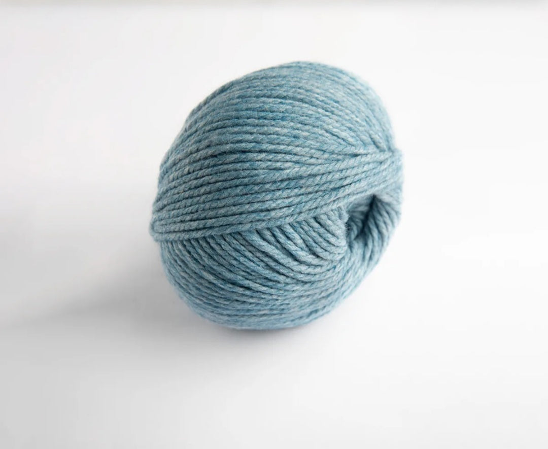 Yarnalia Fluffy Chunky Merino Blend Yarn
