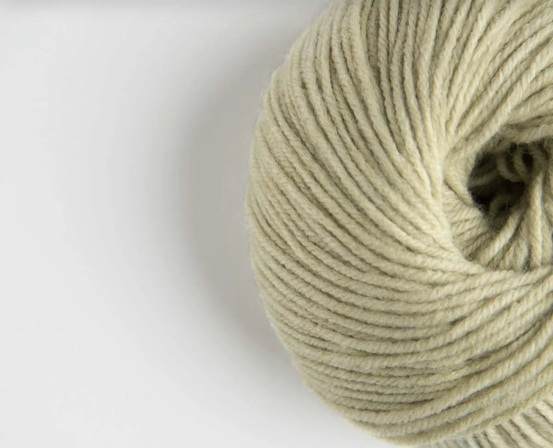 Yarnalia Wonder DK-Weight Merino Blend Yarn