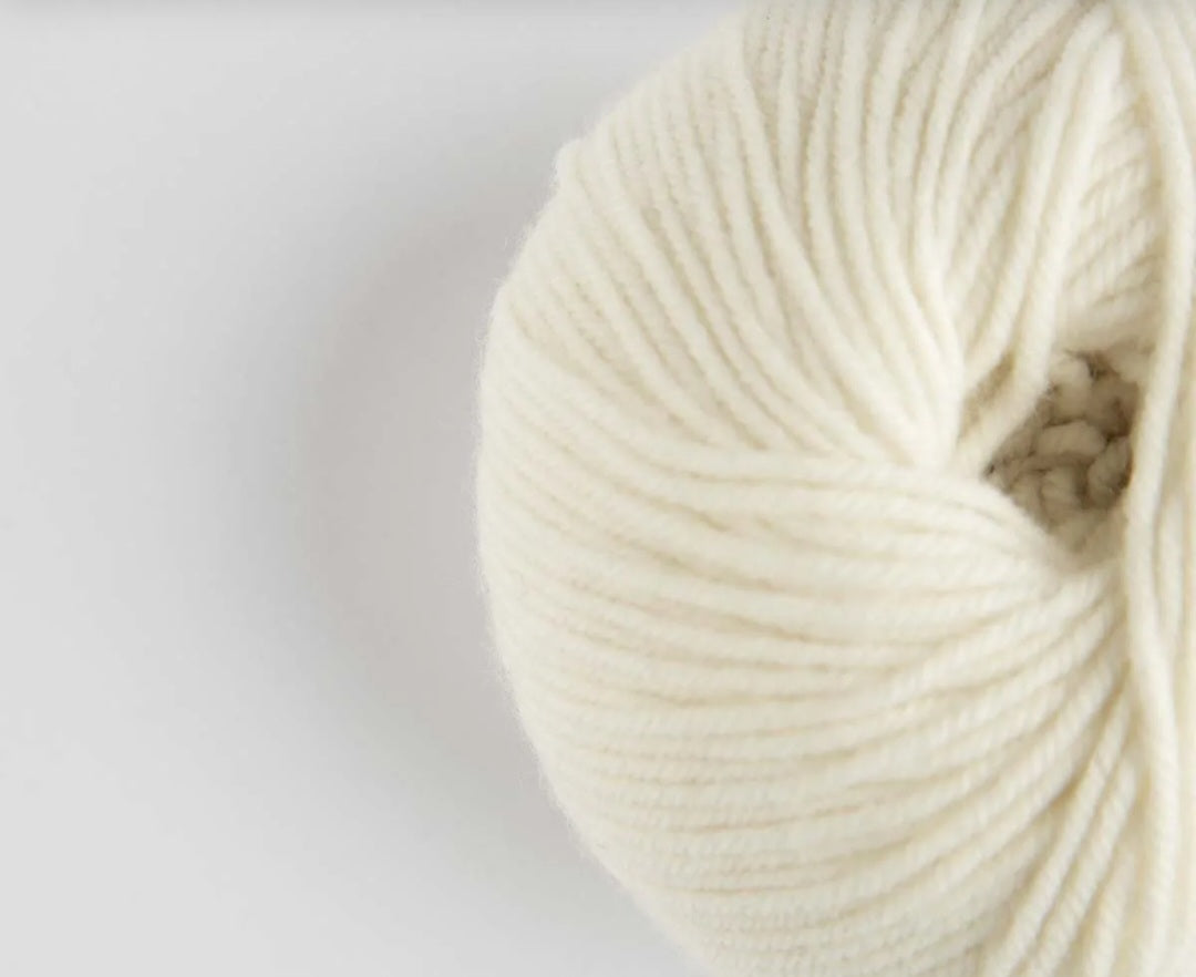 Yarnalia Wonder DK-Weight Merino Blend Yarn
