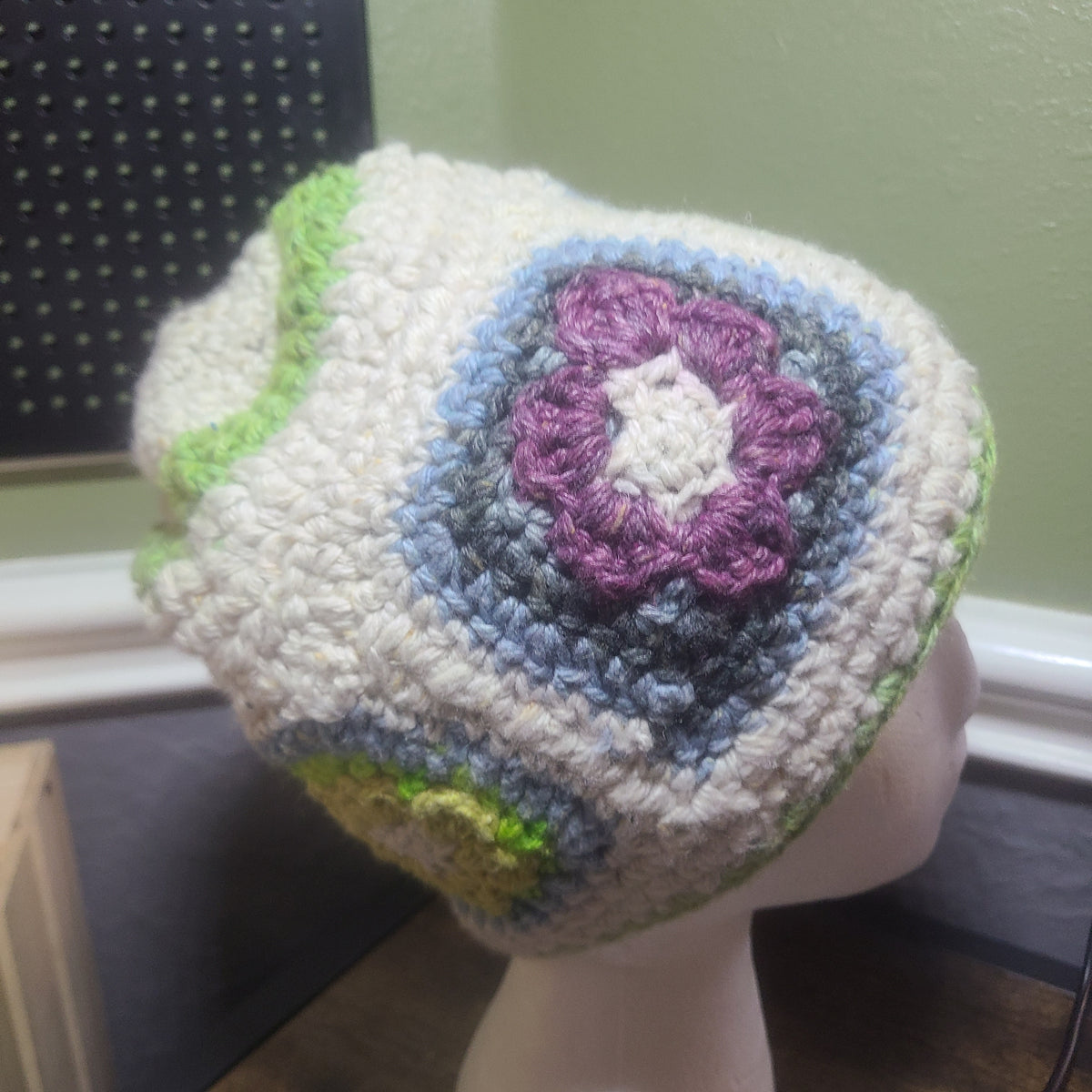 Granny Square Cloche Hat | Acrylic Blend