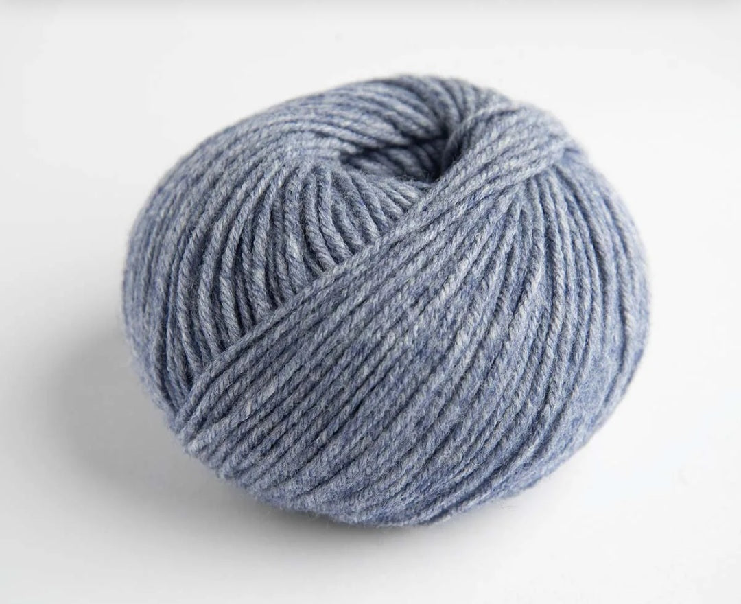 Yarnalia Wonder DK-Weight Merino Blend Yarn