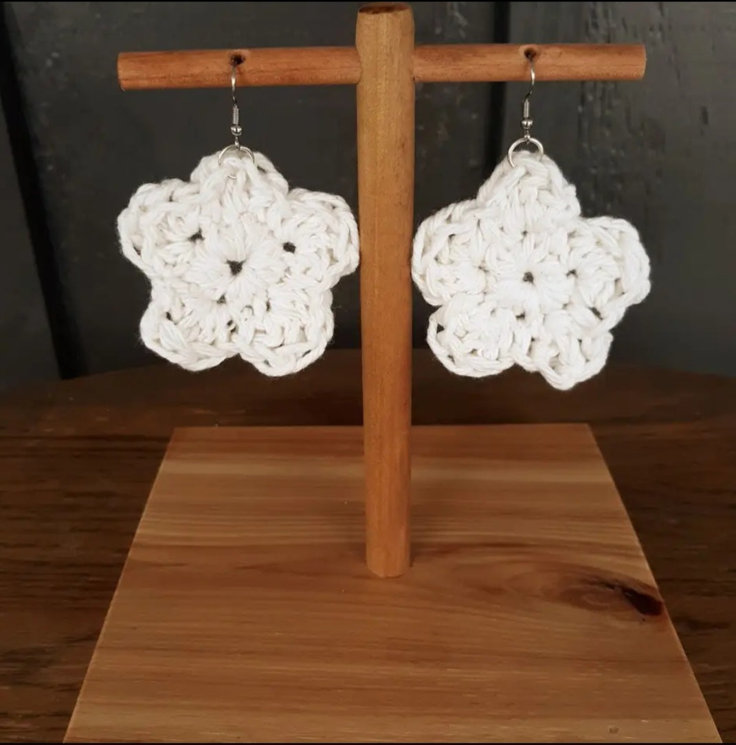 Crochet Flower Drop Earrings