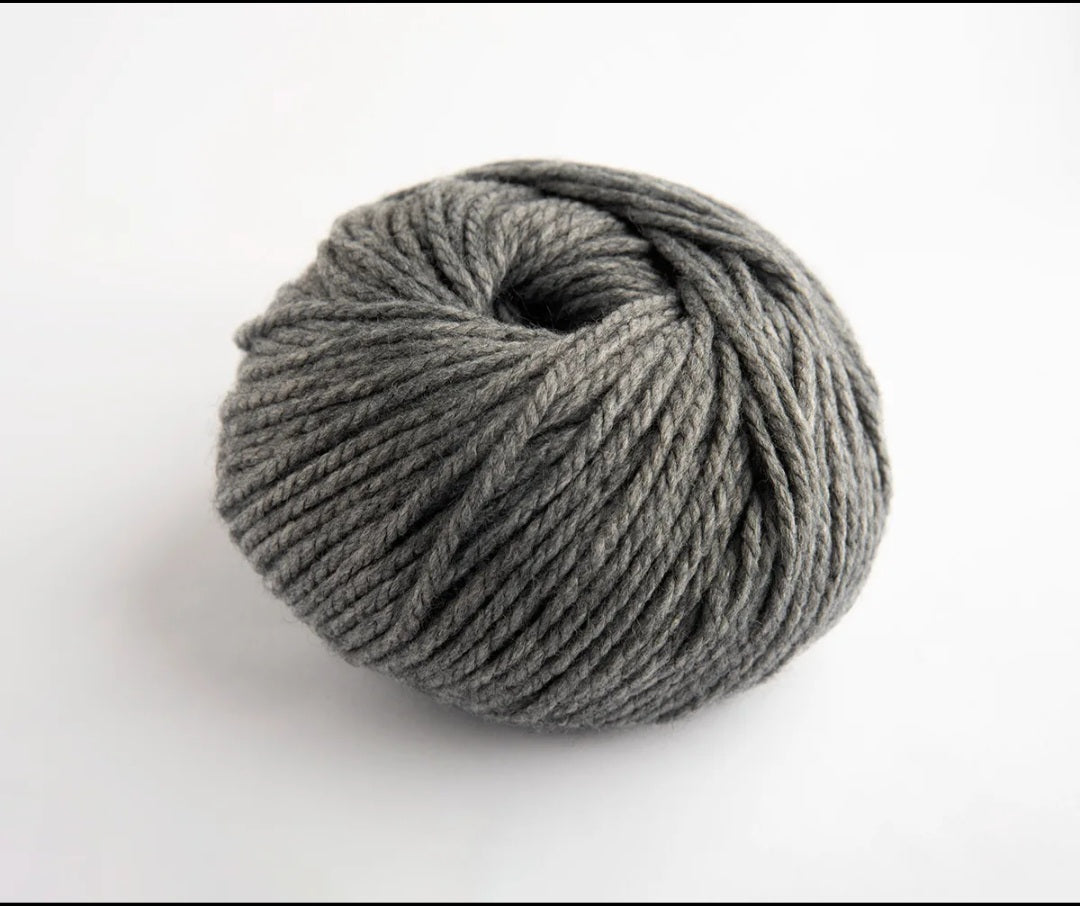 Yarnalia Fluffy Chunky Merino Blend Yarn