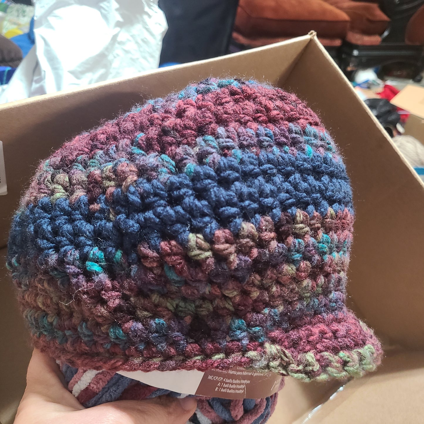 Newsboy Hat Maker Bag – DIY Crochet Kit