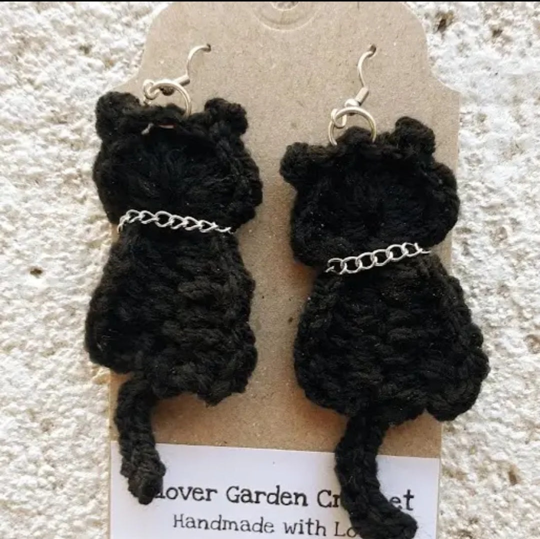 Crochet Cat Drop Earrings