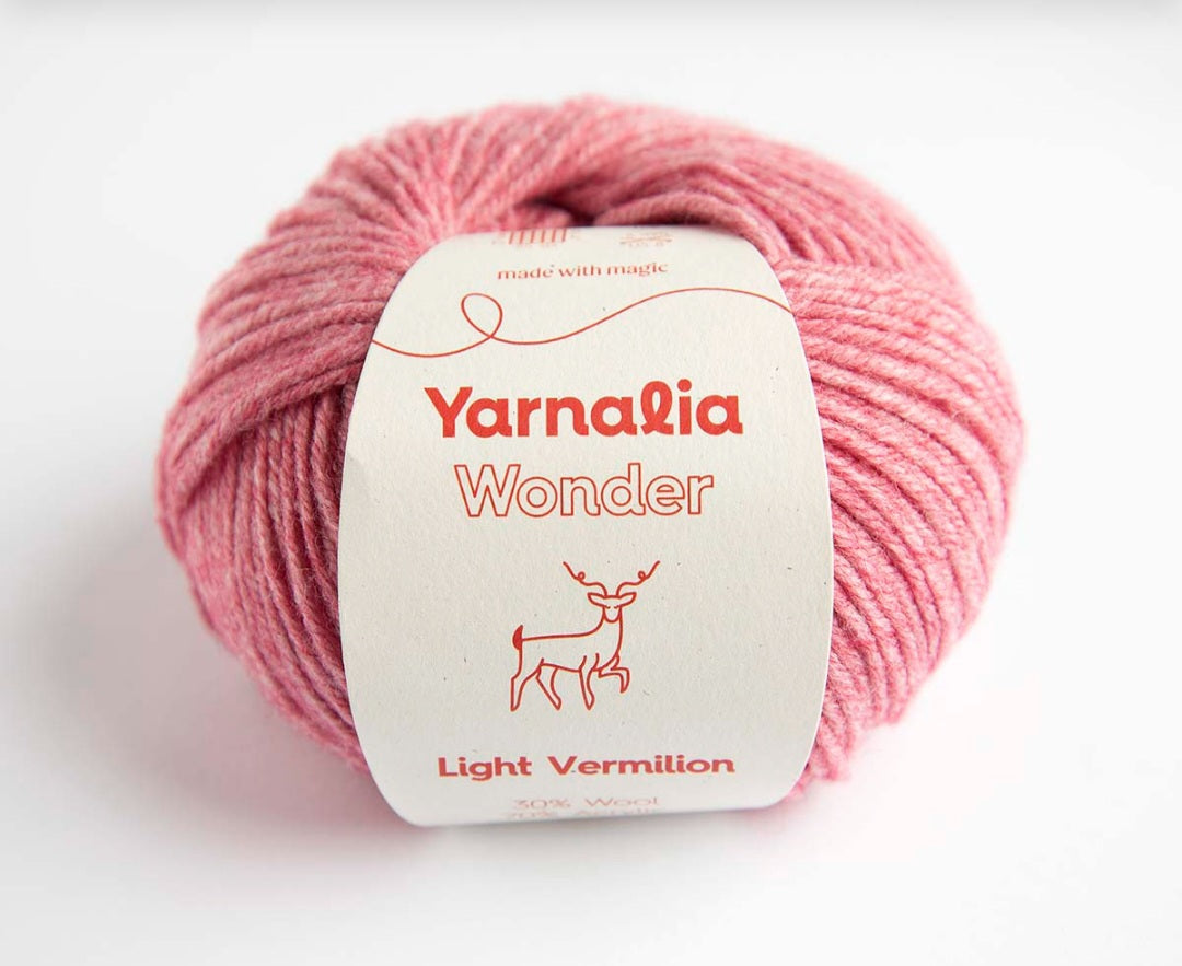 Yarnalia Wonder DK-Weight Merino Blend Yarn