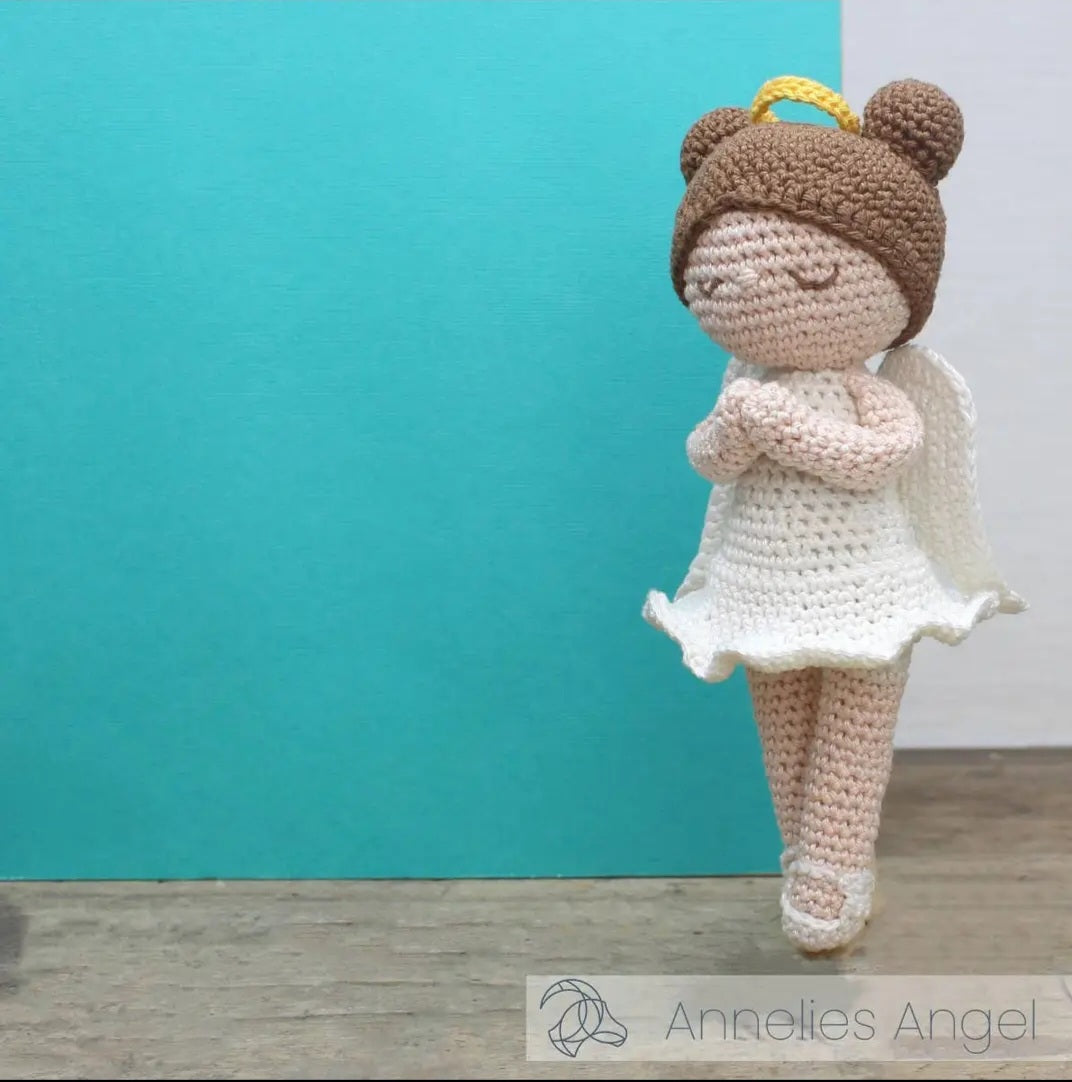 Advanced Crochet Kit - Holiday