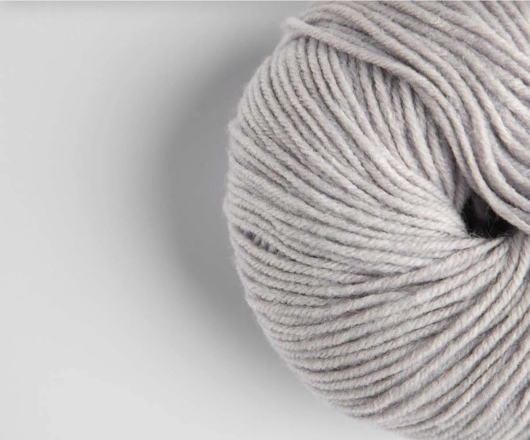Yarnalia Wonder DK-Weight Merino Blend Yarn