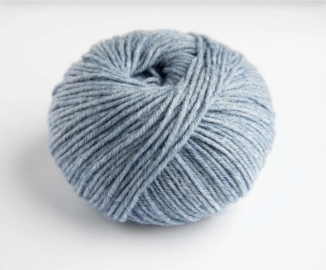 Yarnalia Wonder DK-Weight Merino Blend Yarn