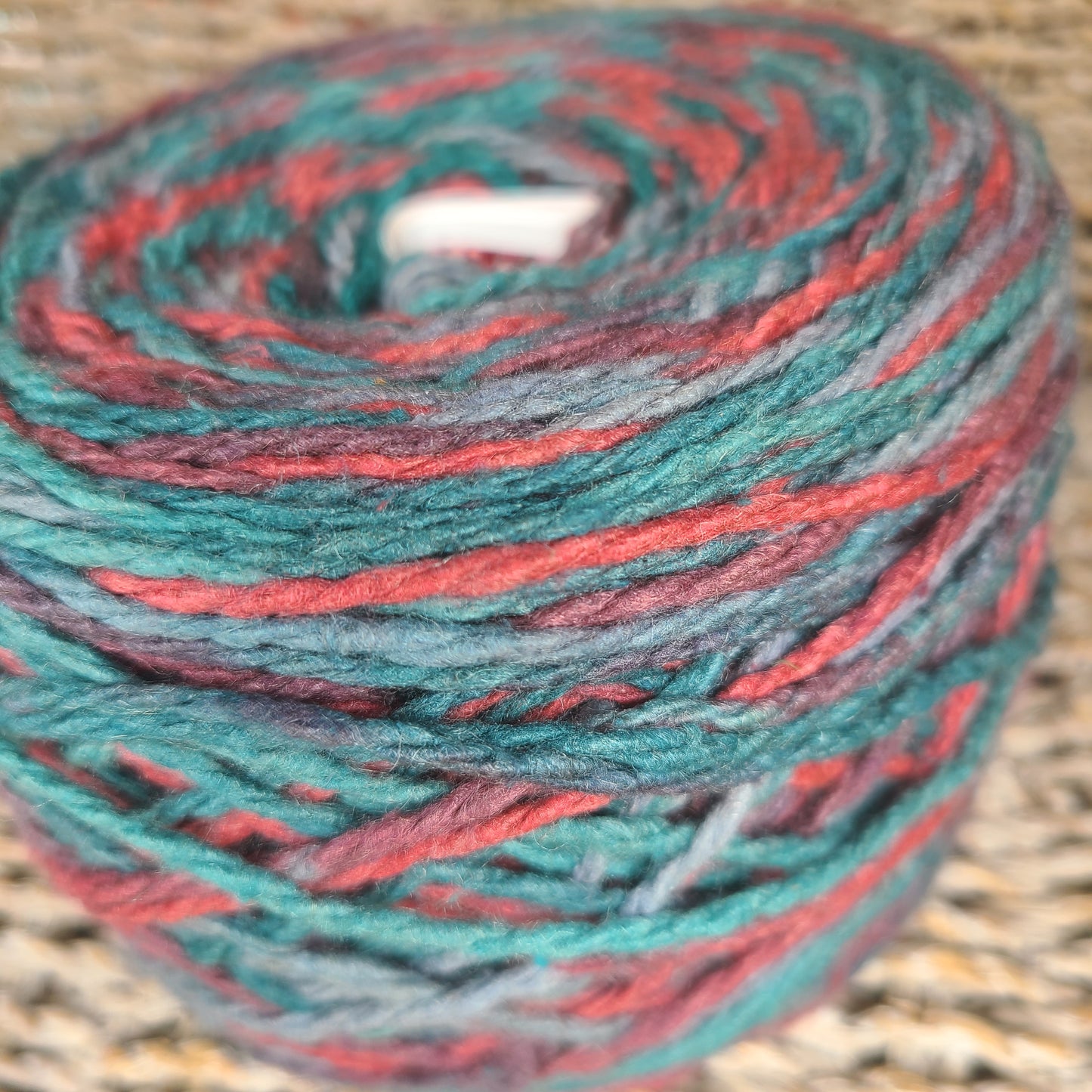 Recycled Silk Yarn – Sport to Worsted Weight | Garment-Ready Reclaimed Silk