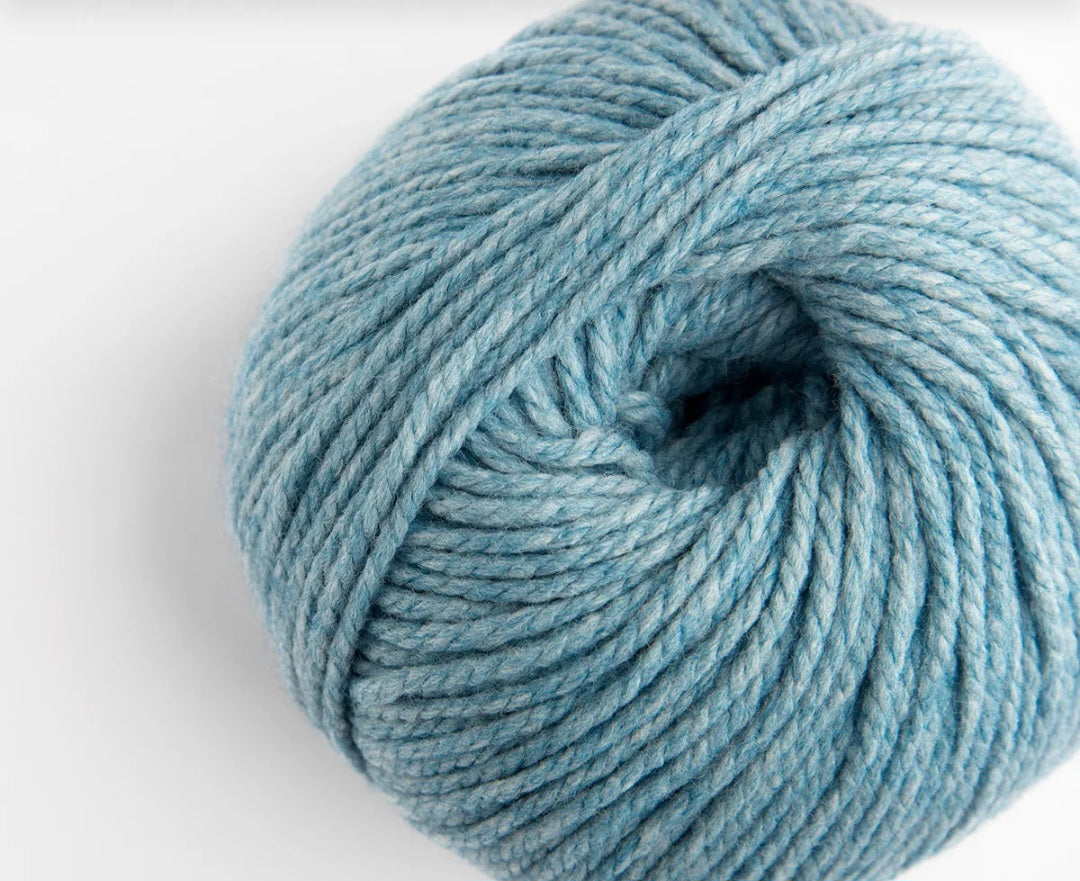 Yarnalia Fluffy Chunky Merino Blend Yarn