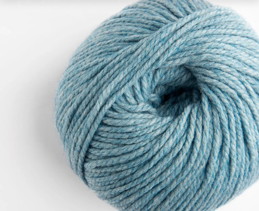 Yarnalia Fluffy Chunky Merino Blend Yarn